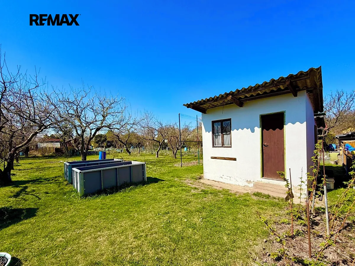 Prodej chaty 8 m², pozemek 355 m²